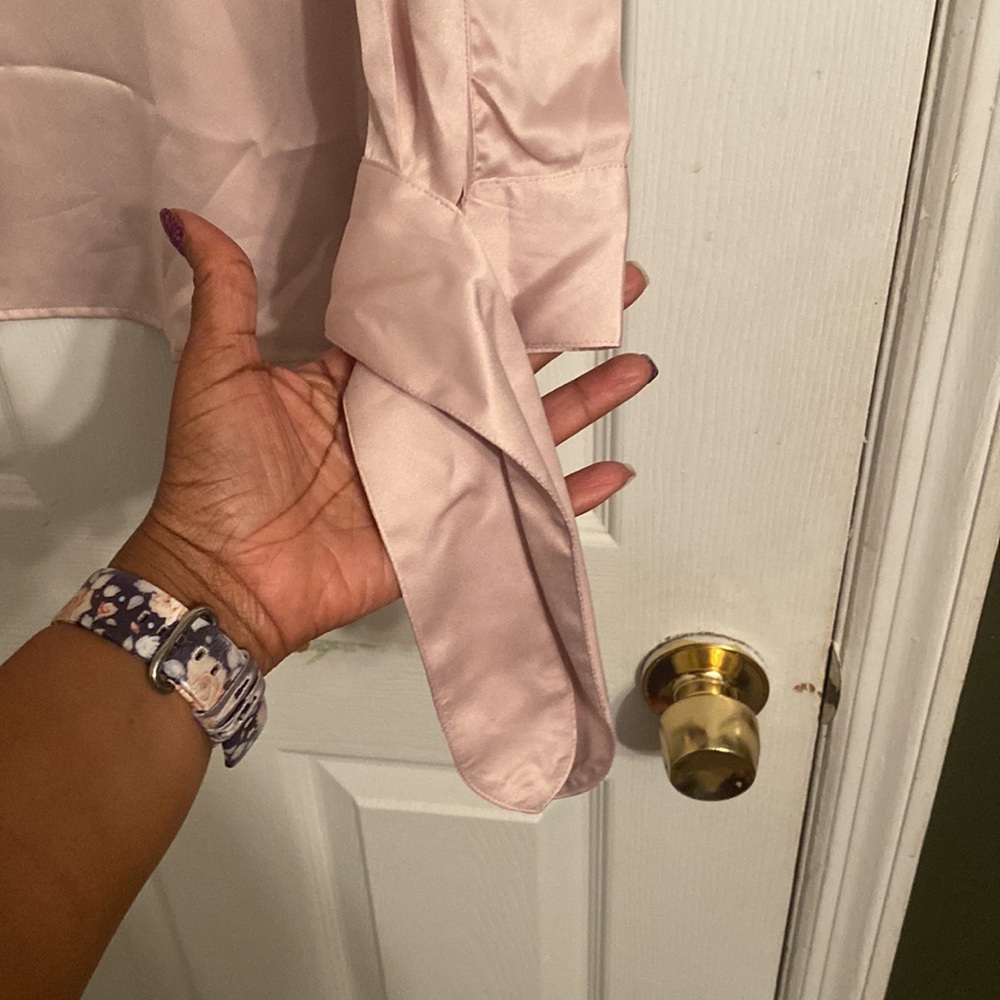 Pink Ann Taylor Factory Top (R) - Picture 3 of 4